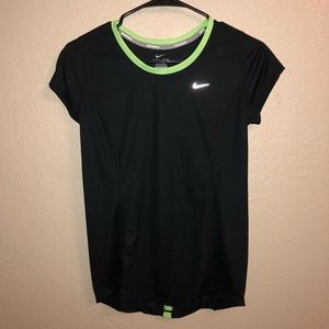 NWOT Nike Tee